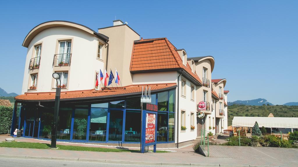 Penzion Fontana Bešeňová 외부 사진